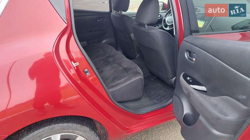 Хэтчбек Nissan Leaf 2016 в Фастове