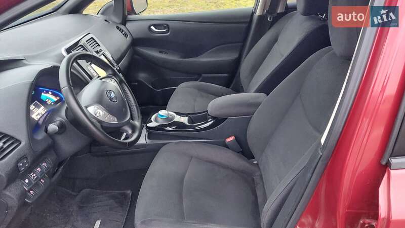 Хэтчбек Nissan Leaf 2016 в Фастове