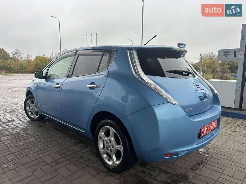 Хетчбек Nissan Leaf 2013 в Прилуках фото 17 Хетчбек Nissan Leaf 2013 в Прилуках