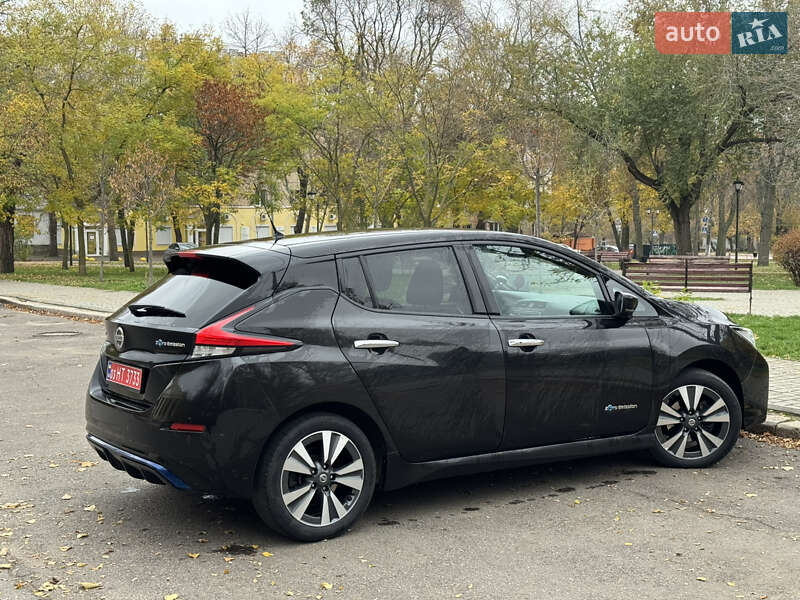 Хэтчбек Nissan Leaf 2018 в Николаеве фото 3 Хэтчбек Nissan Leaf 2018 в Николаеве