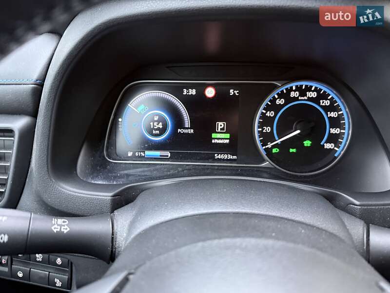 Хэтчбек Nissan Leaf 2020 в Долине