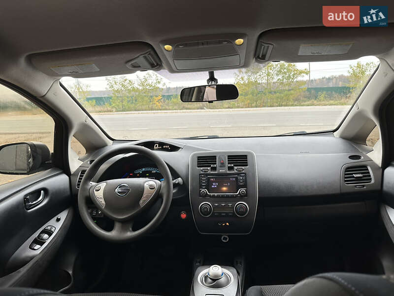 Хетчбек Nissan Leaf 2016 в Вінниці