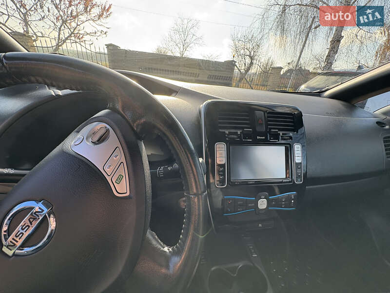Хэтчбек Nissan Leaf 2014 в Луцке фото 22 Хэтчбек Nissan Leaf 2014 в Луцке