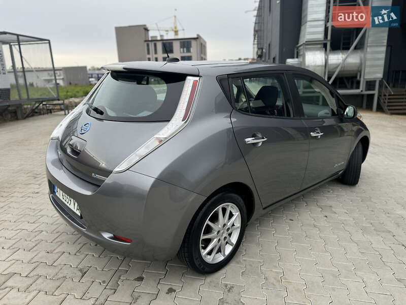 Хэтчбек Nissan Leaf 2015 в Калуше фото 23 Хэтчбек Nissan Leaf 2015 в Калуше