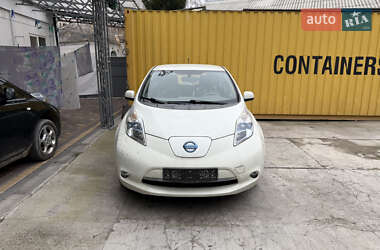 Хетчбек Nissan Leaf 2012 в Умані