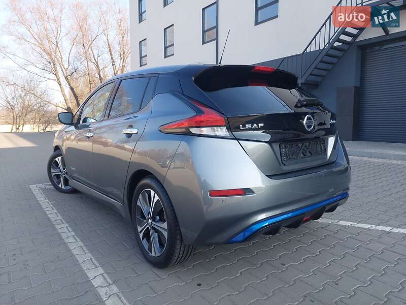 Хетчбек Nissan Leaf 2020 в Хмельницькому