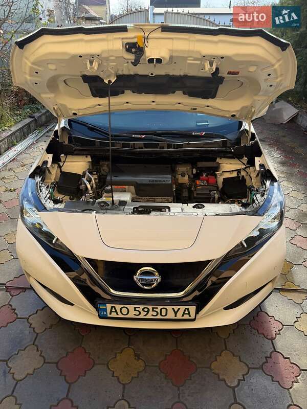 Хэтчбек Nissan Leaf 2019 в Ужгороде фото 15 Хэтчбек Nissan Leaf 2019 в Ужгороде