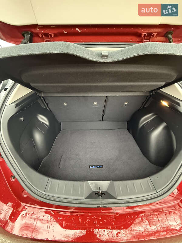 Хетчбек Nissan Leaf 2020 в Яготині