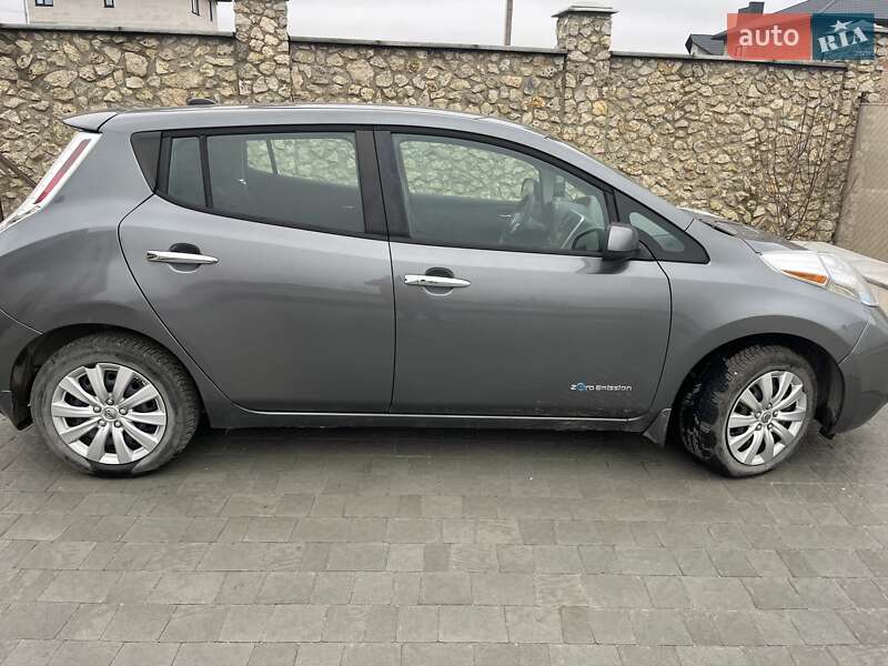 Хэтчбек Nissan Leaf 2016 в Тернополе