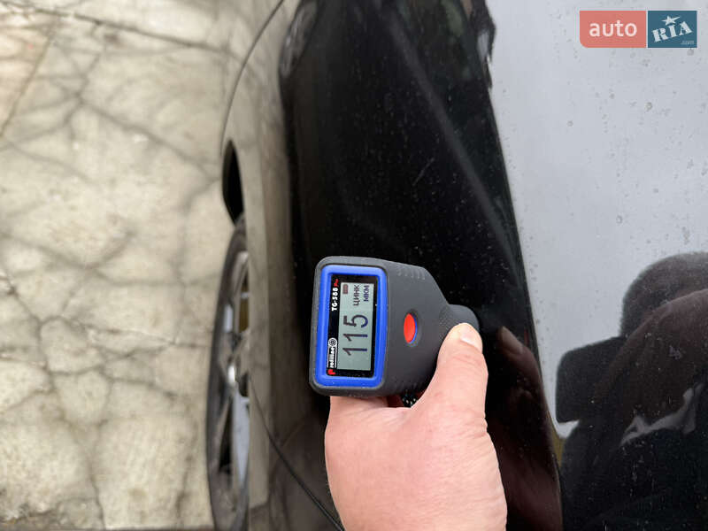 Хетчбек Nissan Leaf 2014 в Умані