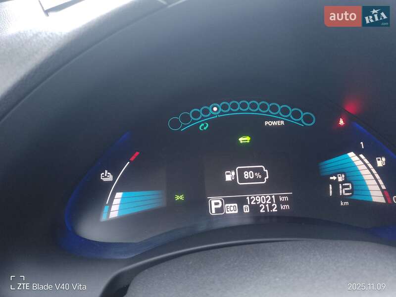 Хэтчбек Nissan Leaf 2013 в Сумах