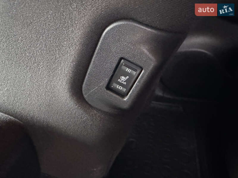 Хэтчбек Nissan Leaf 2015 в Днепре фото 11 Хэтчбек Nissan Leaf 2015 в Днепре