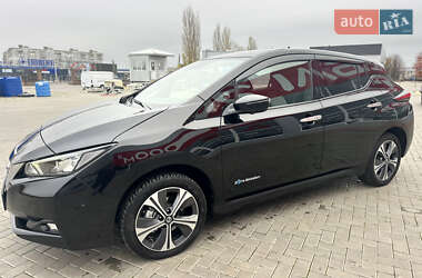 Хетчбек Nissan Leaf 2018 в Первомайську