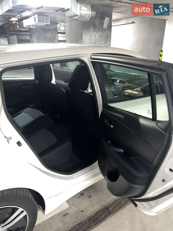Хэтчбек Nissan Leaf 2018 в Киеве фото 18 Хэтчбек Nissan Leaf 2018 в Киеве