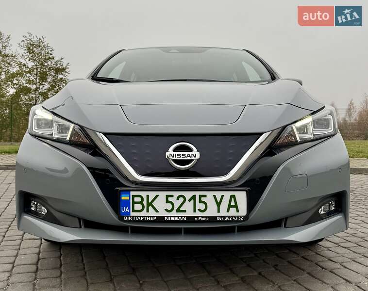 Хэтчбек Nissan Leaf 2022 в Ровно