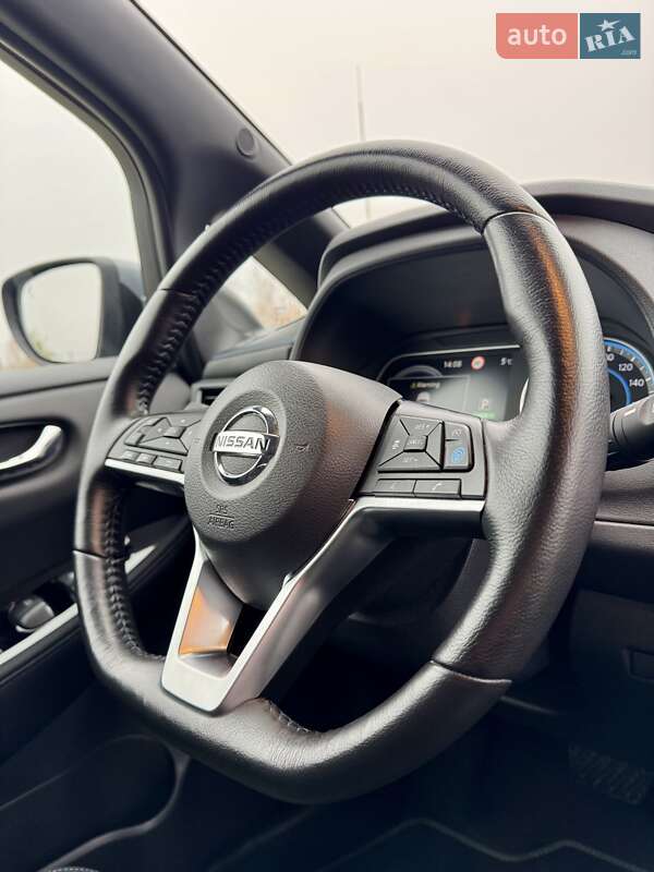 Хэтчбек Nissan Leaf 2022 в Ровно