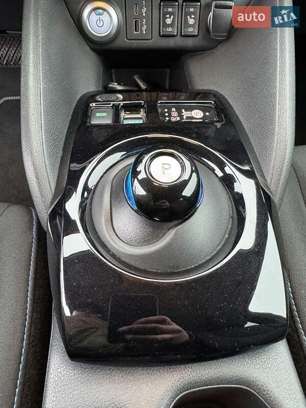 Хэтчбек Nissan Leaf 2022 в Ровно