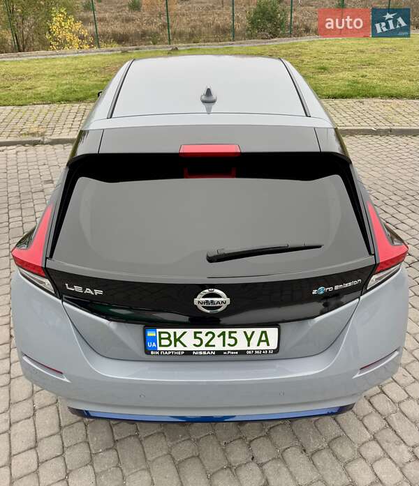 Хэтчбек Nissan Leaf 2022 в Ровно