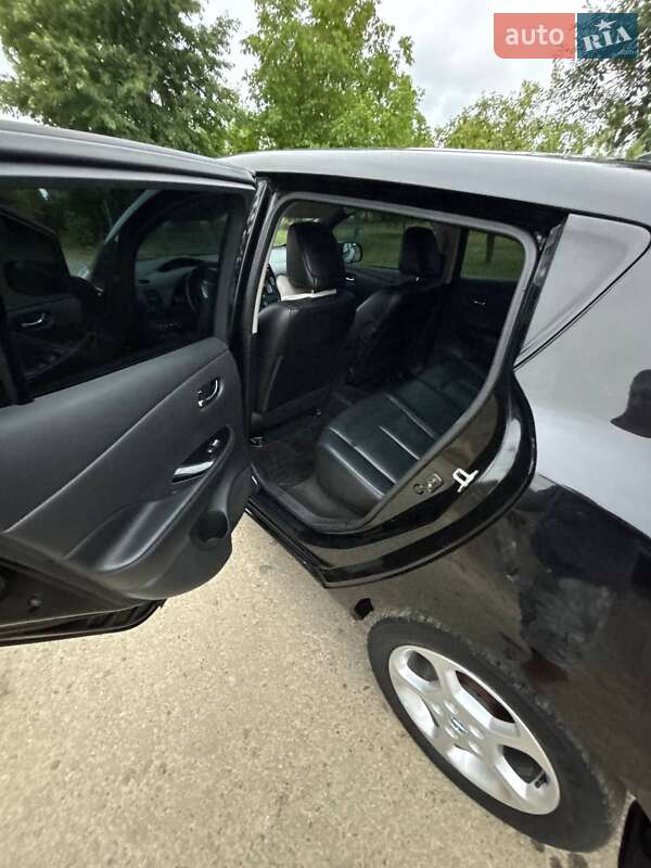 Хэтчбек Nissan Leaf 2013 в Галиче