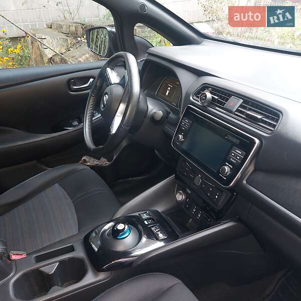 Хэтчбек Nissan Leaf 2019 в Житомире