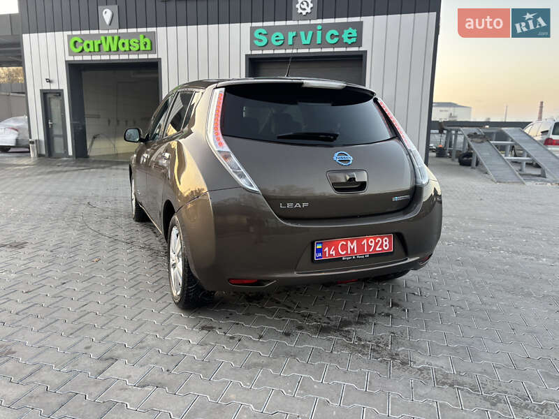 Хетчбек Nissan Leaf 2016 в Володимирі