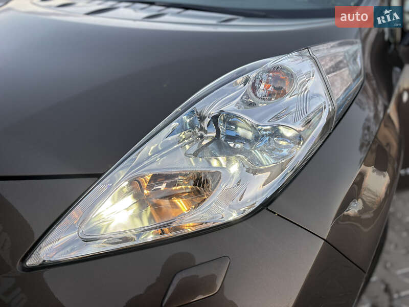 Хетчбек Nissan Leaf 2016 в Володимирі