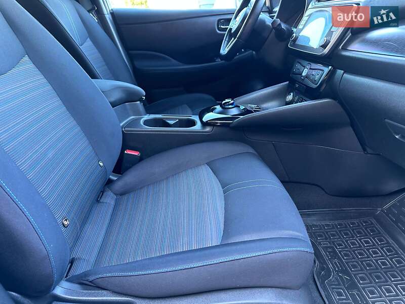Хэтчбек Nissan Leaf 2020 в Харькове