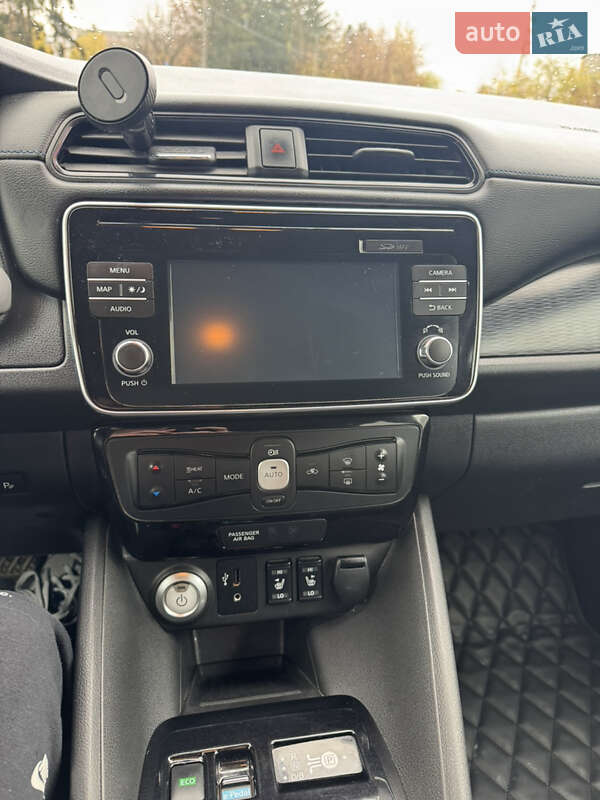 Хэтчбек Nissan Leaf 2018 в Луцке