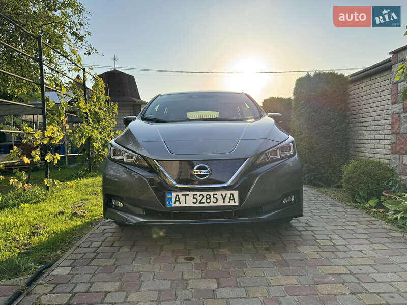 Хэтчбек Nissan Leaf 2019 в Ивано-Франковске