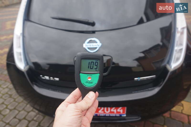 Хэтчбек Nissan Leaf 2012 в Самборе