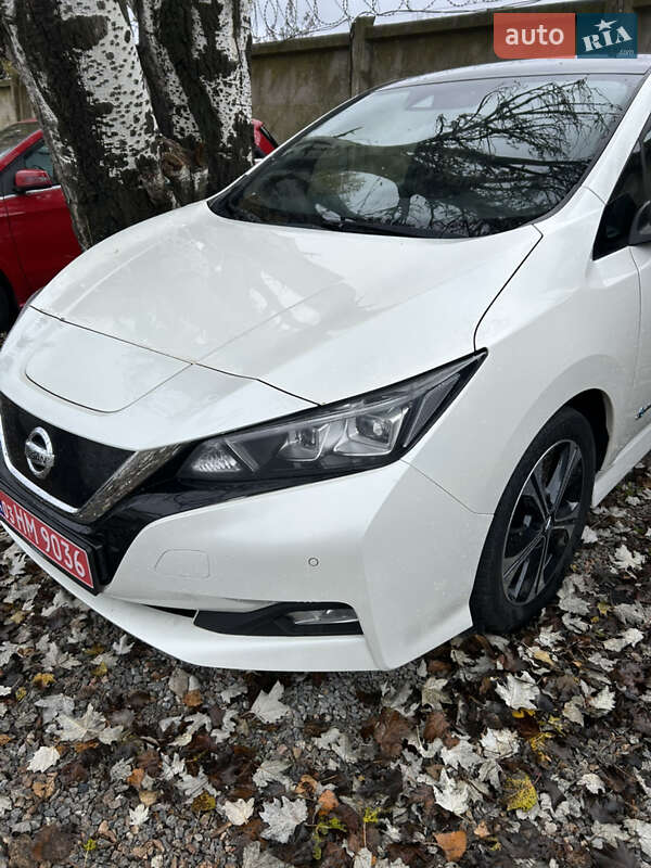 Хэтчбек Nissan Leaf 2018 в Одессе