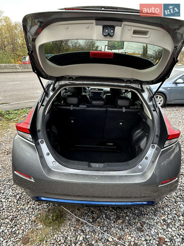 Хэтчбек Nissan Leaf 2018 в Одессе фото 10 Хэтчбек Nissan Leaf 2018 в Одессе