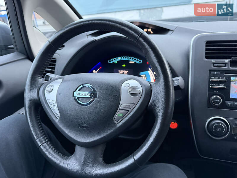 Хэтчбек Nissan Leaf 2014 в Тернополе