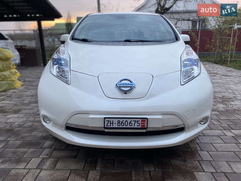 Хэтчбек Nissan Leaf 2016 в Виннице