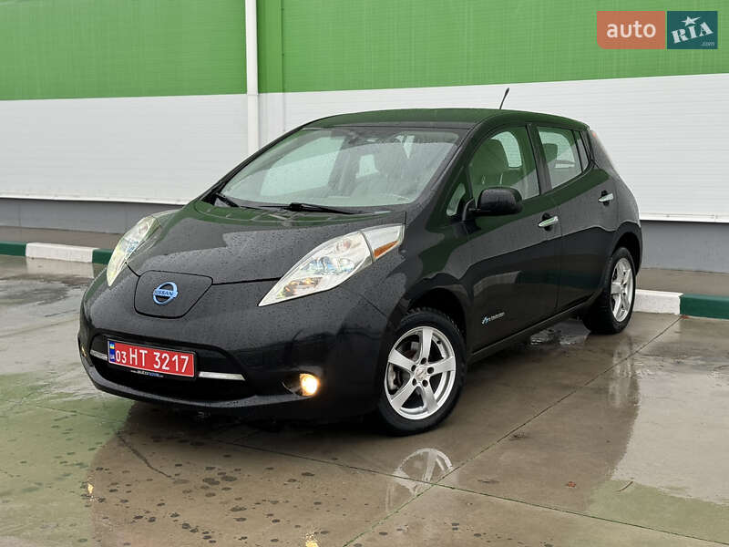 Хетчбек Nissan Leaf 2013 в Олександрії