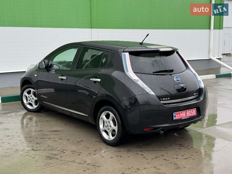 Хетчбек Nissan Leaf 2013 в Олександрії