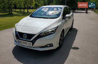 Хэтчбек Nissan Leaf 2019 в Днепре