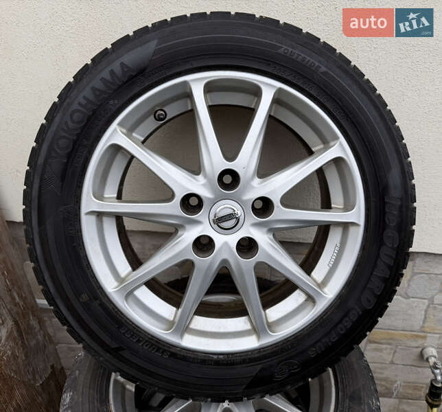 Хетчбек Nissan Leaf 2016 в Луцьку