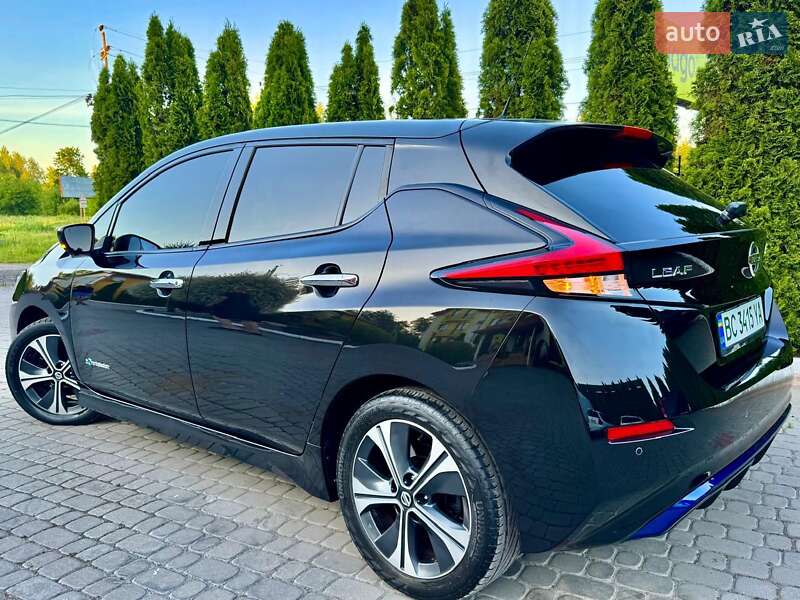 Хэтчбек Nissan Leaf 2018 в Трускавце