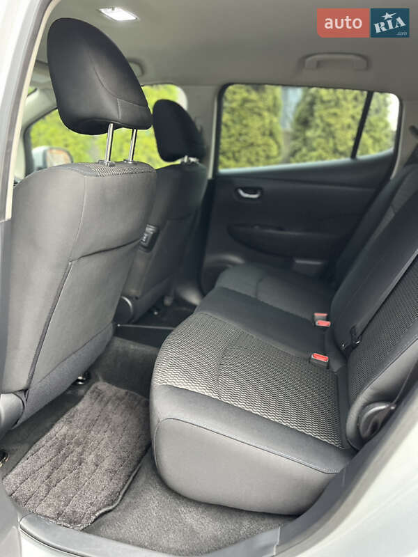 Хетчбек Nissan Leaf 2015 в Львові