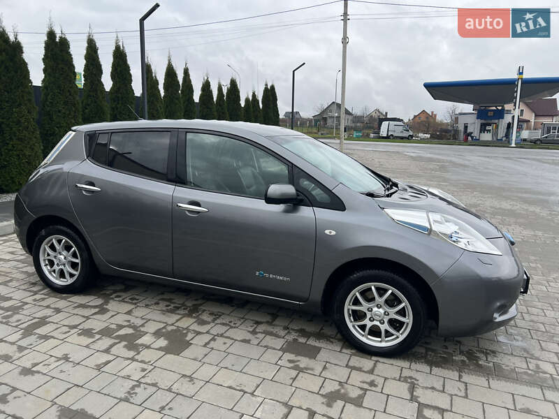Nissan Leaf 2014