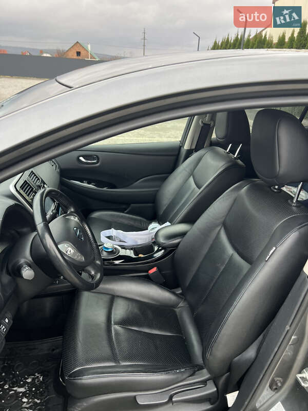 Хэтчбек Nissan Leaf 2014 в Каменец-Подольском фото 11 Хэтчбек Nissan Leaf 2014 в Каменец-Подольском