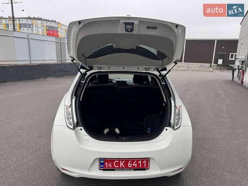 Хетчбек Nissan Leaf 2014 в Вінниці