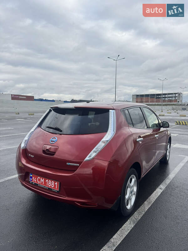 Хетчбек Nissan Leaf 2012 в Львові