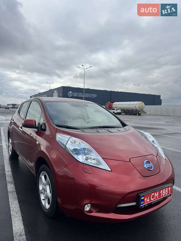 Хетчбек Nissan Leaf 2012 в Львові