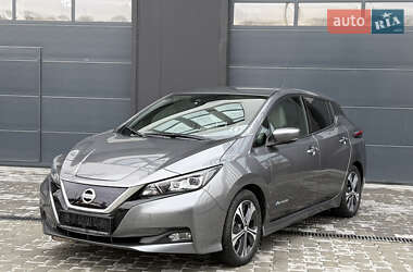 Хетчбек Nissan Leaf 2018 в Городку