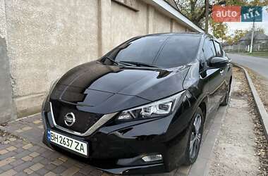 Хетчбек Nissan Leaf 2018 в Білгороді-Дністровському