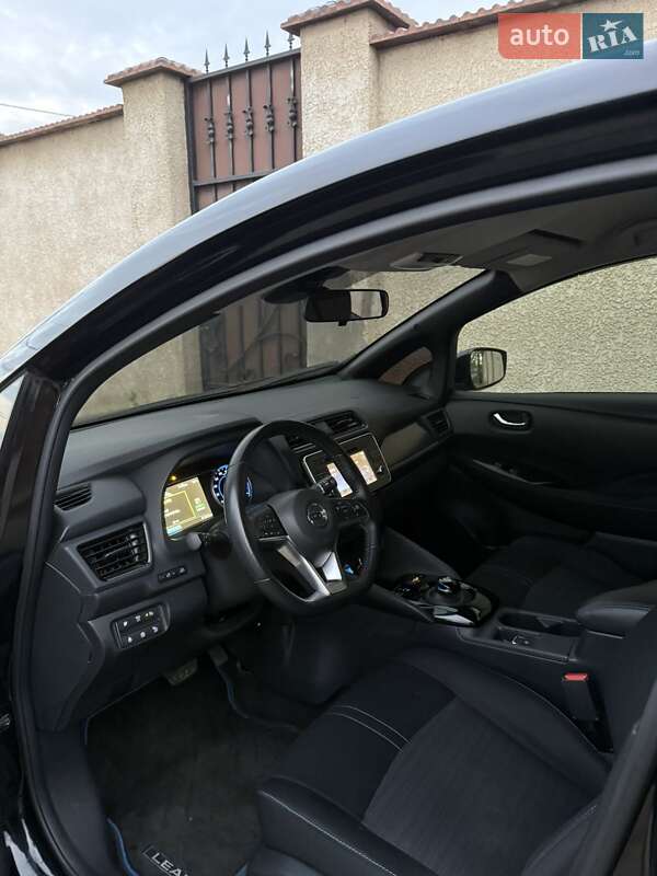 Хэтчбек Nissan Leaf 2018 в Белгороде-Днестровском