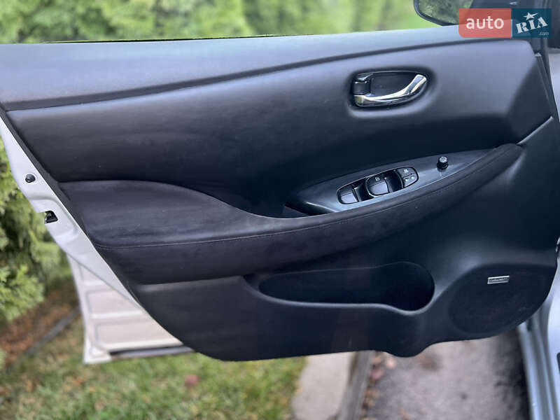 Хэтчбек Nissan Leaf 2014 в Виннице фото 17 Хэтчбек Nissan Leaf 2014 в Виннице