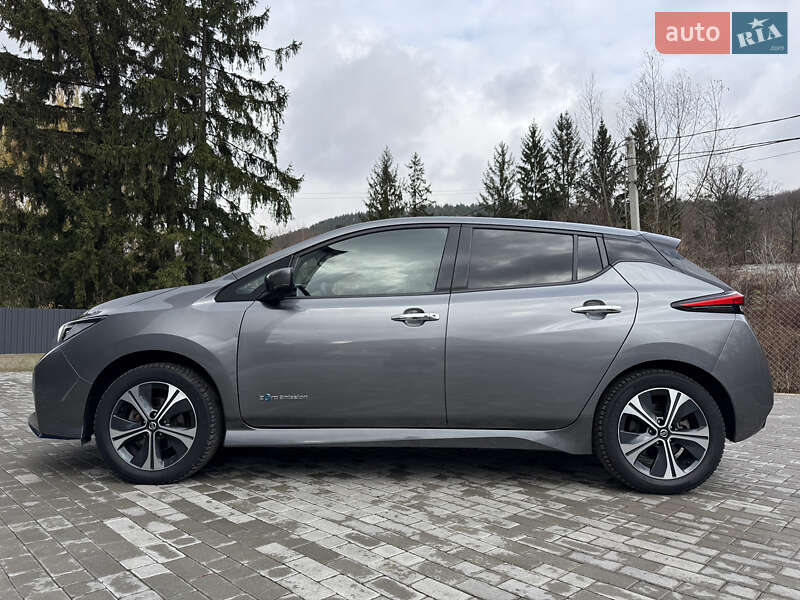 Хетчбек Nissan Leaf 2019 в Кременці